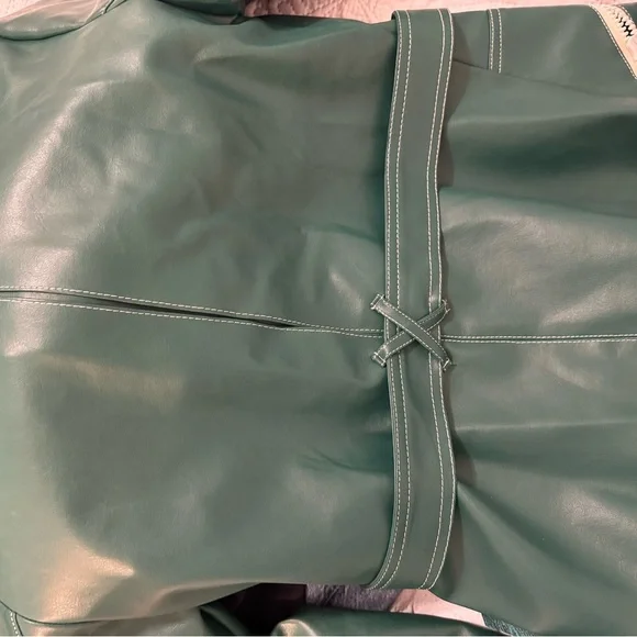 Vintage high quality faux leather in green size Medium Japanese made. - Picture 12 of 12